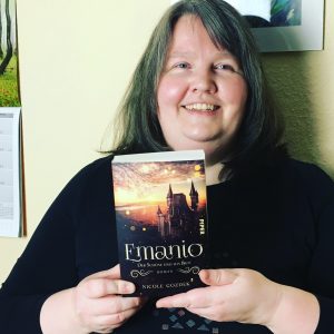 Autorin Nicole Gozdek mit ihrem Roman "Emanio - Der Schöne und das Biest"